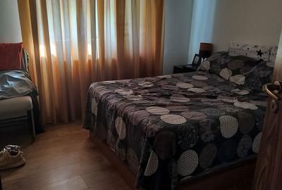 Casă cu 5 camere cu Teren 900 Mp în Central - 1