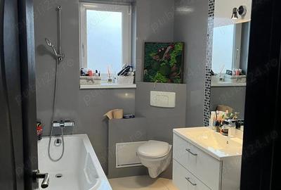 Apartament cu 4 camere decomandat în Central - 2