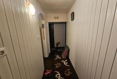 Apartament cu 2 camere decomandat, mobilat în Micro III - 19