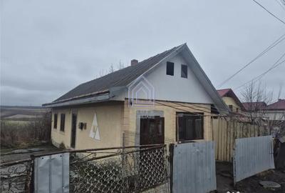 Casă cu 2 camere cu Teren 100 Mp în Moara - 1