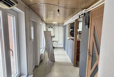 Casă cu 4 camere în Unirii