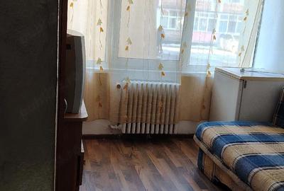 Garsonieră nedecomandată în Tractorul - 4