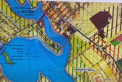 Teren Intravilan de Vanzare - 5.000 mp cu Deschidere la Lac. - 7
