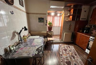 Apartament cu 3 camere decomandat în Broșteni - 6