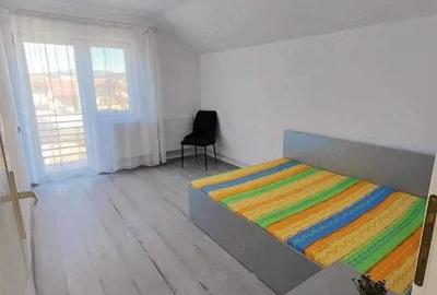 Vanzare casa situata in Targu Jiu, strada Salcamului - 6