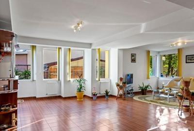 Casă cu 7 camere cu Teren 1080 Mp în Fundeni - 3