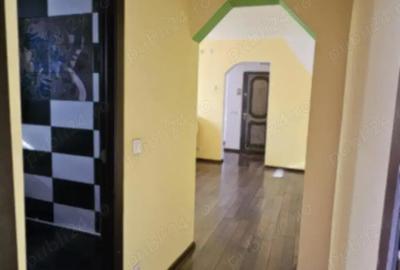 Apartament cu 3 camere semidecomandat în Crișan - 2