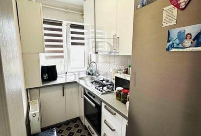 CETATII - ETAJ 1 - RENOVAT - 3 cam - centrala proprie - clima - BOXA - 8