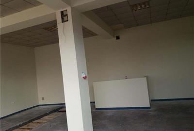 Spațiu comercial, de 80 mp, în Central - 7