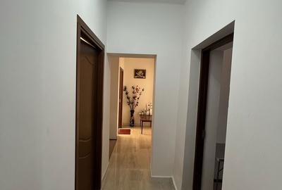 Apartament cu 3 camere în Recea - 5