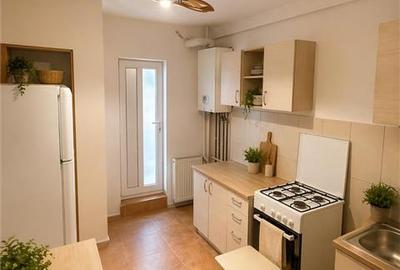 Apartament cu 3 camere decomandat în Dacia - 4