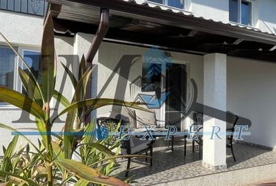 Casă cu 4 camere cu Canalizare în Sud-Est