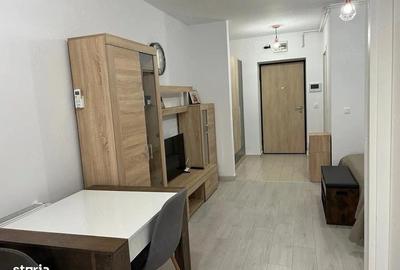 Garsonieră decomandată în Central