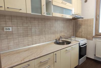 Apartament cu 3 camere decomandat, mobilat în Nicolina - 4