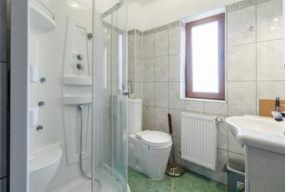 Duplex cu 4 camere cu Canalizare în 1 Decembrie - 11