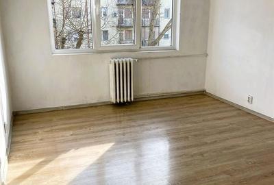 Apartament cu 3 camere în Central - 3