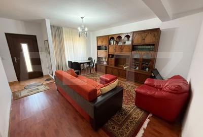 Apartament 4 camere, 110 mp, zona Campului