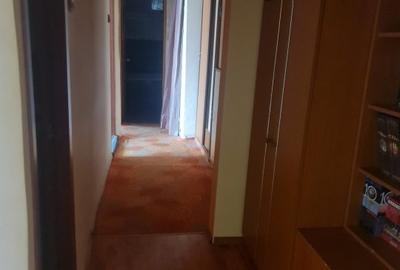 Apartament 3 camere, vis-a-vis de Piata Centrala - 11