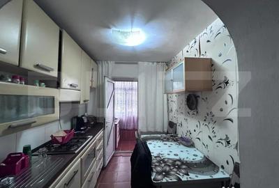 Apartament cu 4 camere decomandat, mobilat în 9 Mai - 5