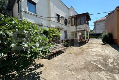 Casă individuală cu 10 camere cu Teren 589 Mp în 1 Mai - 2