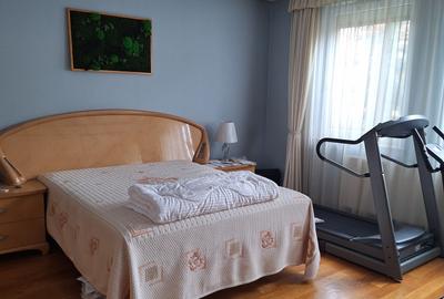 Casa ultracentrala - 9