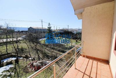 Casă cu 5 camere cu Teren 1770 Mp în Somova - 7