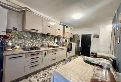 Garsonieră decomandată, mobilată în Florești - 2