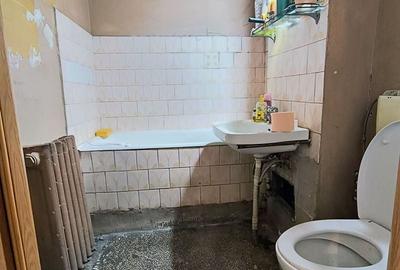 Apartament cu 2 camere decomandat în Baba Novac - 13