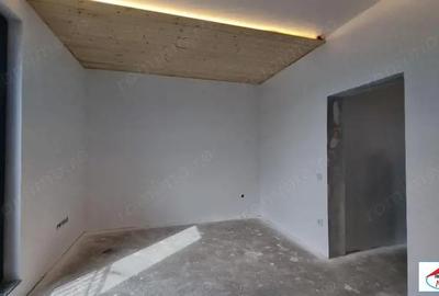 Casă cu Teren 500 Mp în Păulești - 6