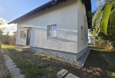 Casa 3 camere si curte cu pomi fructiferi - 12