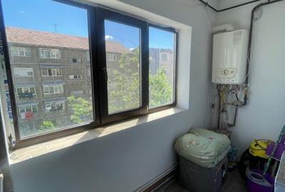 Garsonieră decomandată în Craiovița Nouă - 3