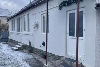 Casă cu 4 camere cu Teren 900 Mp în Gornești - 7