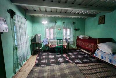 Casă cu 3 camere cu Teren 767 Mp în Poiana Sibiului - 6