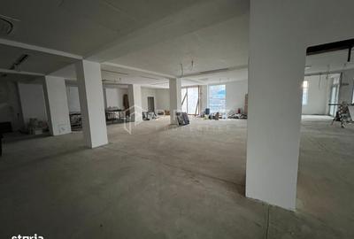 Spațiu comercial, de 360 mp, în Central - 2