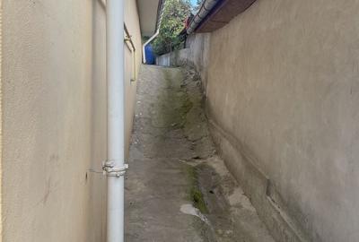 Casă cu 4 camere în E3 - 2