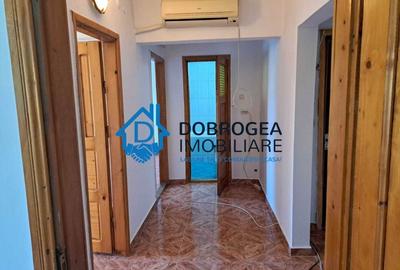 Apartament cu 2 camere decomandat în C5