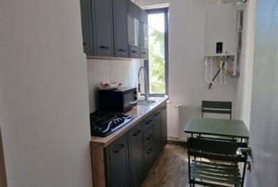 Apartament cu 2 camere decomandat în Central - 1