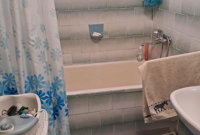 Apartament cu 3 camere decomandat în Central - 8