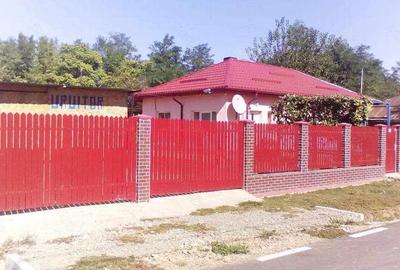 Casă cu 4 camere cu Teren 1000 Mp în Ciocănești - 2