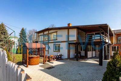 Spațiu comercial, de 430 mp, în Central - 12