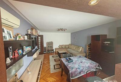 Apartament cu 4 camere decomandat în Chișoda - 8