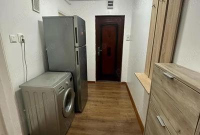 De vanzare 2 camere ?i balcon, zona Posta Mica, 39.600 euro - 5