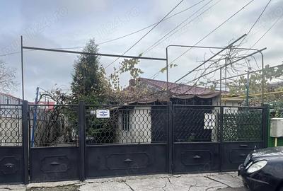 Casa renovabila cu 3 camere + dependinte - 1