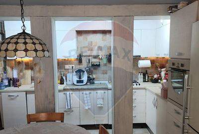 Casa / Vila cu 4 camere de vanzare in zona Central - 10