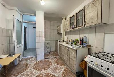 Apartament 3 camere de vanzare zona E3 Tulcea - 5