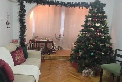 Vand apartament 3 camere pretabil spatiu comercial - 2