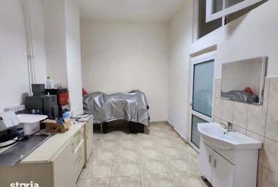 Spațiu comercial, de 71 mp, în Central - 5