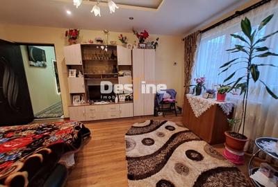 MIRCEA CEL BATRAN, Apartament 2 camere, nedecomandat, 83.600 Euro - 2