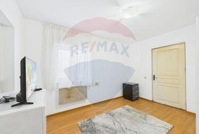 Casă cu două corpuri, ideală pentru firmă, Vitan - 7