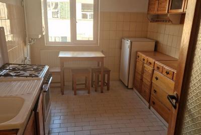 Apartament cu 3 camere în Central - 4